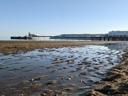 Sandown Pier at low tide