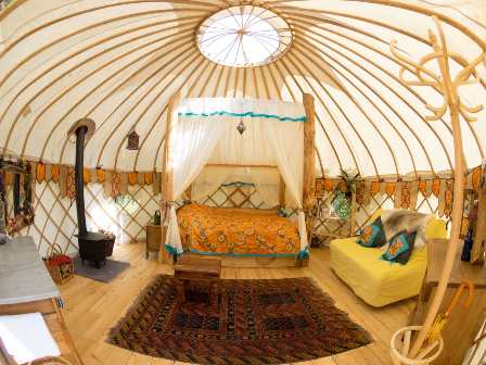 Yurt in Wootton on the Isle of Wight