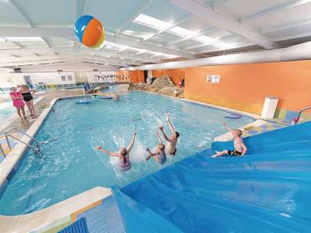 Nodes Point Holiday Park swimming pool