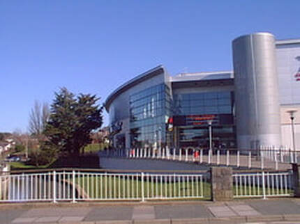Cineworld Newport Isle of Wight from outside