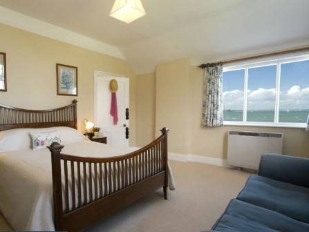 Bedroom at Rosetta Cottage in Cowes