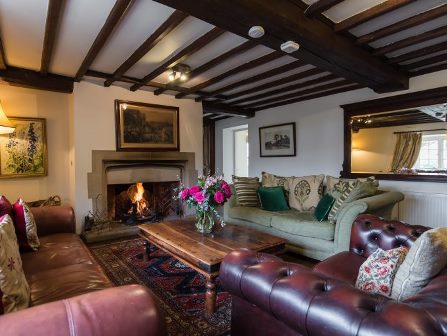 Lounge at Tapnell Manor house